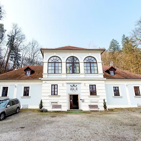 Guest house Penzion Zamecka Zahrada